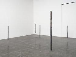 Noah Berrie: Suspension. Foto: Haus für Medienkunst 2026 Noah Berrie: Suspension. Foto: Haus für Medienkunst 2026