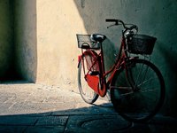 Das rote Fahrrad. Foto: Marko Cassé Das rote Fahrrad. Foto: Marko Cassé