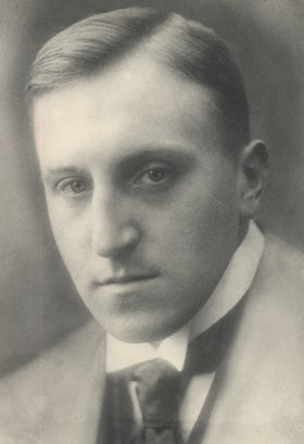 Carl von Ossietzky als junger Mann. Foto: Universität Oldenburg.