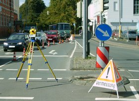 Foto einer Vermessung am Lappan. Foto: Stadt Oldenburg