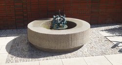 Der Brunnen mit Korallen von Anna Maria Strackerjan. Foto: Stadt Oldenburg Der Brunnen mit Korallen von Anna Maria Strackerjan. Foto: Stadt Oldenburg