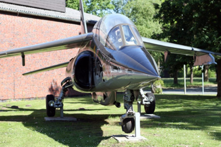 Ausstellungsflugzeug. Foto: Stadt Oldenburg