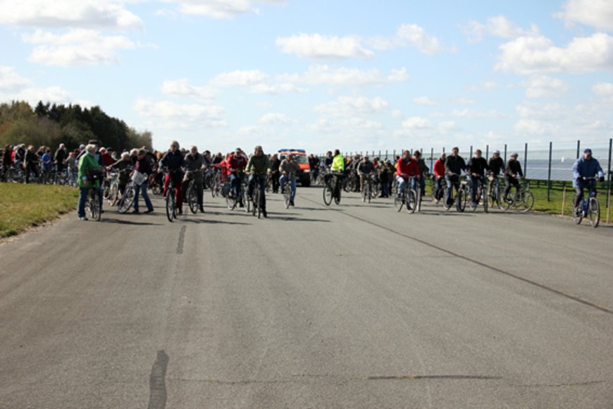 Bürgerinnen und Bürger bei der Fahrradtour. Foto: Stadt Oldenburg