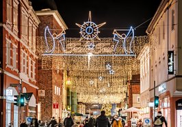Weihnachtsbeleuchtung am Lappan. Foto: Mittwollen und Gradetchliev Weihnachtsbeleuchtung am Lappan. Foto: Mittwollen und Gradetchliev