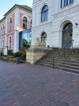 Freitreppe zum Landesmuseum Natur und Mensch. Foto: Stadt Oldenburg