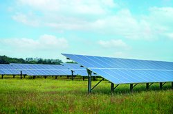 Solaranlage auf dem Fliegerhorst. Foto: Mittwollen und Gradetchliev Solaranlage auf dem Fliegerhorst. Foto: Mittwollen und Gradetchliev