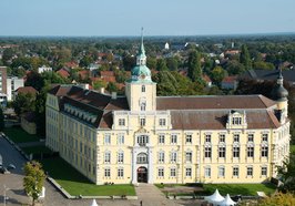 Oldenburger Schloss von oben. Foto: Mittwollen und Gradetchliev