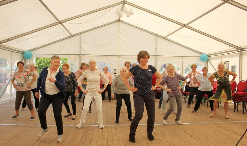 Tanzworkshop bei „blue OL. Kulturfestival 55+". Foto: Stadt Oldenburg