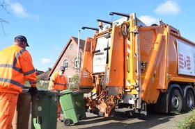 Leerung von Biotonnen im November 2018. Foto: Stadt Oldenburg