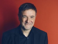 Portraitfoto des Schriftstellers Markus Orths. Foto: Urban Zintel Portraitfoto des Schriftstellers Markus Orths. Foto: Urban Zintel