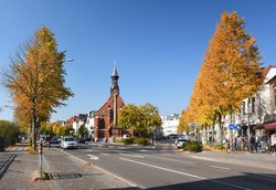 Goldener Oktober am Friedensplatz. Foto: Hans-Jürgen Zietz