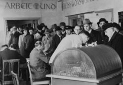 Im Arbeitsamt Oldenburg, 1956. Quelle: Stadtmuseum