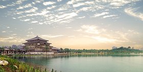 Pagode an einem See in der Stadt Xi'an. Foto: Stadt Xi'an