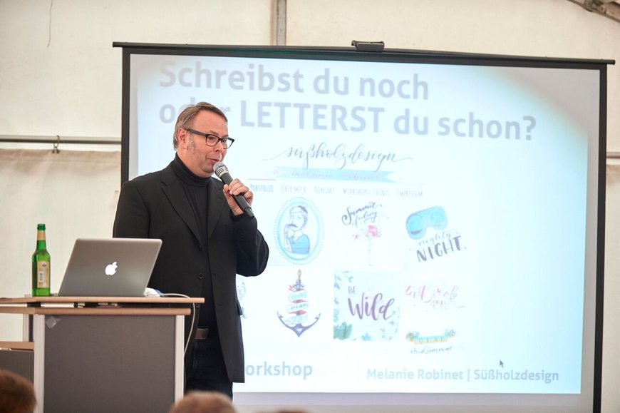 Foto- und Bilderwerk Moderator Daniel Penschuck. Foto: Foto- und Bilderwerk