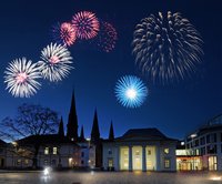 Silvester-Feuerwerk über der Alten Wache