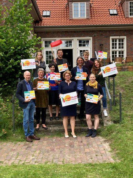 Gruppenfoto von den Projektleitungen mit Daniela Behrens. Foto: Stadt Oldenburg