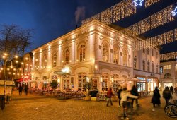 Weihnachtsbeleuchtung in der Oldenburger Innenstadt. Foto: Hans-Jürgen Zietz