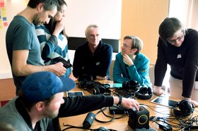 Teilnehmende des Workshops „Mobile Music - Musik mit Apps“. Foto: Stadt Oldenburg.