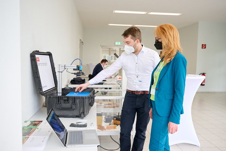 Demonstration der KI (Künstliche Intelligenz) beim Praxisforum Digitalisierung. Foto: Foto- und Bilderwerk