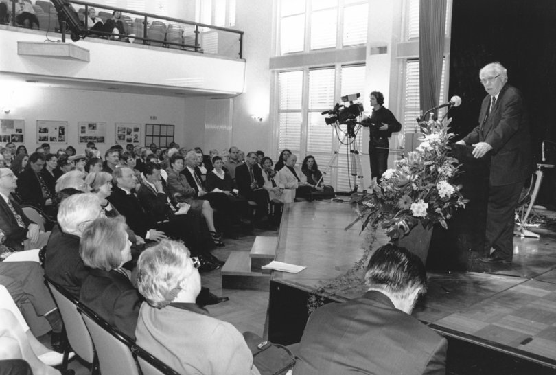 Dankesrede von Preisträger Prof. Dr. Hans Mommsen. Foto: Peter Kreier.