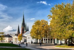 Die Oldenburger Innenstadt im goldenen Oktober. Foto: Hans-Jürgen Zietz