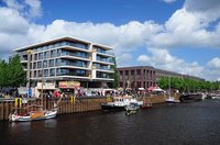 Wohnen am Hafen. Foto: Hans-Jürgen Zietz