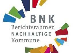 Logo des Berichtsrahmens für nachhaltige Kommunen 2024