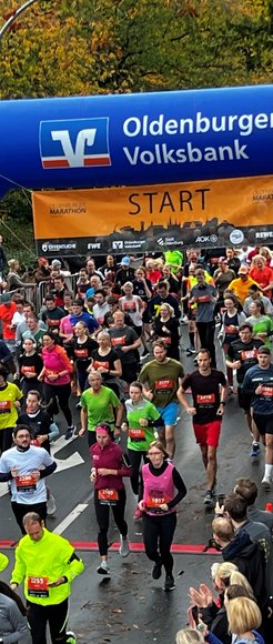 Läufer und Läuferinnen kurz nach dem Start. Foto: Stadt Oldenburg