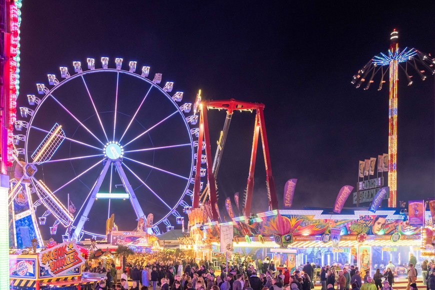 Sascha Stüber Riesenrad, Excalibur und Nordic Tower auf dem Kramermarkt 2024. Foto: Sascha Stüber