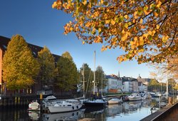 Herbst am Stadthafen von Oldenburg (Oldb). Foto: Hans-Jürgen Zietz