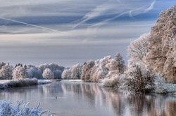 Wintermorgen an der Hunte in Oldenburg. Foto: Hans-Jürgen Zietz