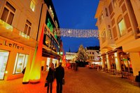 Die Oldenburger Lange Straße in der Vorweihnachtszeit. Foto: Hans-Jürgen Zietz