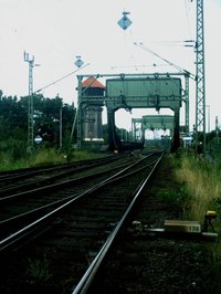 Eisenbahnklappbrücke. Foto: Rolf Scharfenberg