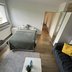 Vorschau: Schlafzimmer mit Bett und Sofa in der Jugendwohnung.Foto: Stadt Oldenburg