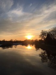 Sonnenuntergang Mittlere Hunte. Foto: Werner Wichmann