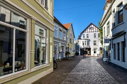 Sommerspaziergang durch die Oldenburger Altstadt. Foto: Hans-Jürgen Zietz Sommerspaziergang durch die Oldenburger Altstadt. Foto: Hans-Jürgen Zietz