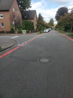 Markierung der Fahrradstraße auf der Saarstraße auf Höhe der Falklandstraße. Foto: Stadt Oldenburg