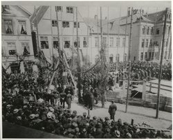 Grundsteinlegung des neuen Rathauses am 28. Mai 1886. Fotograf: Heinrich Daseking, Quelle: Stadtmuseum
