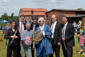 Das Ensemble Prisma bei einem Haydn-Projekt mit Maus. Foto: Ensemble Prisma