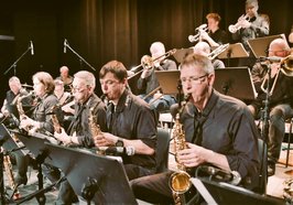 Die Bigband DiJaCo. Foto: Thomas Stankow