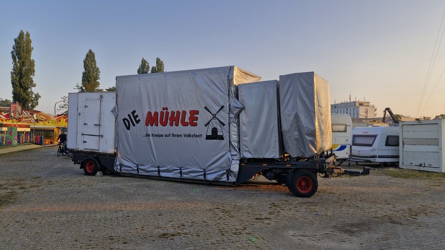 Transporter vom Ausschank "Die Mühle" beim Aufbau am 20. September 2024. Foto: Stadt Oldenburg