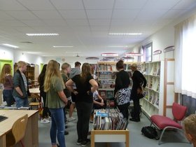 Besuch einer Bibliothek in Cholet. Foto: Ralf Scharnagl