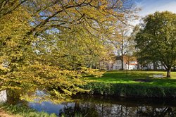 Goldener Oktober in den Wallanlagen. Foto: Hans-Jürgen Zietz