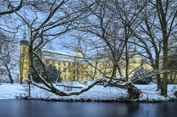 Das Oldenburger Schloss im Winterkleid. Foto: Hans-Jürgen Zietz