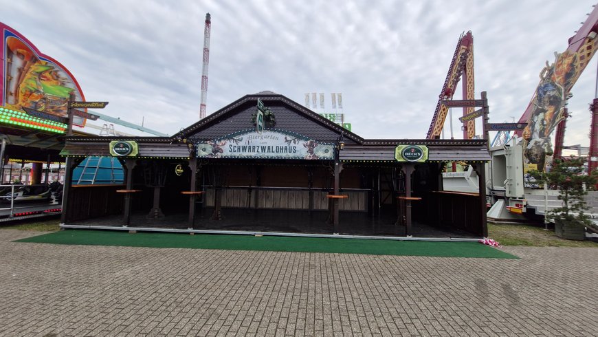 Der Aufbau vom Schwarzwaldhaus am 25. September 2024. Foto: Stadt Oldenburg