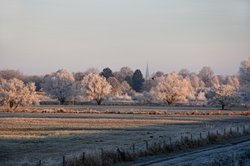 Wintermorgen in der Buschhagenniederung in Oldenburg. Foto: Hans-Jürgen Zietz 