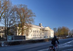 Spätwinterlicher Morgen in der Oldenburger Innenstadt. Foto: Hans-Jürgen Zietz 