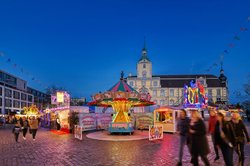 Das „OsterLand 2023“ auf dem Schlossplatz in Oldenburg. Foto: Hans-Jürgen Zietz