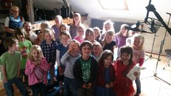 Kinderchor im Tonstudio. Foto: Gerke Jürgens Kinderchor im Tonstudio. Foto: Gerke Jürgens