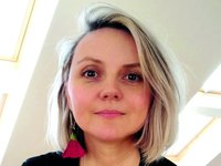 Portraitfoto der Schriftstellerin Volha Hapeyeva. Foto: Nina Tetri Portraitfoto der Schriftstellerin Volha Hapeyeva. Foto: Nina Tetri